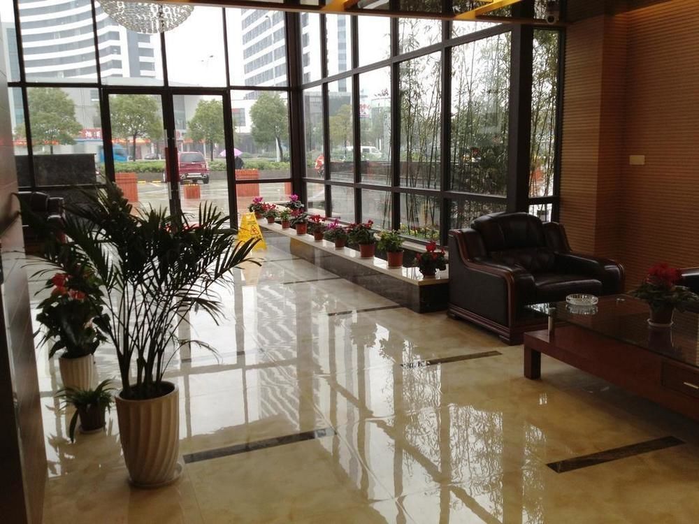 Yiting Si Ji Hotel Nantong Gongnong North Road Buitenkant foto